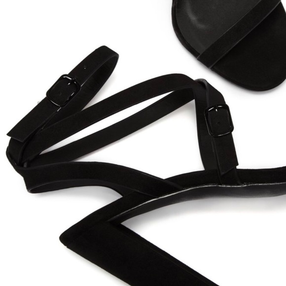 DANGEROUS - BLACK - Picture 4 of 4